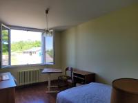 Einzelzimmer mit Gartenblick