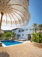 Blue Hill House Ibiza 360-degree Exclusiveness - Chambres d’hôtes Sant Josep de sa Talaia