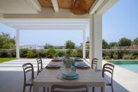 Villa Mareiva - Heated Pool, Beach 150 mt - B&B Pozzallo