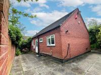 Family Bungalow sleeps 4 - B&B