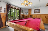 Mountain Views-Hot Tub-Games-Pool & Foosball - B&B Morganton