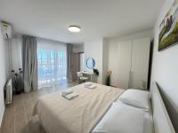 Flowers Apartments Pula, city center - B&B Pula