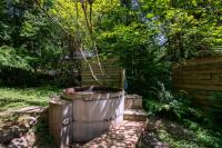 Fog & Fern Hideaway - Cozy Cabin w Private Hot Tub near Mt Rainier - Chambres d'hôtes Ashford