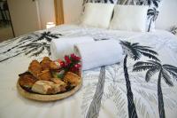 O'Meublés des 2Bois -L'Eucalyptus Piscine chauffée & Spa - Chambres d’hôtes Le Tampon