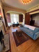 Whitney Mansion Downtown Detroit - Bed and Breakfast Detroit