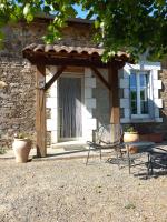 Vacation home in PNR Haute-Vienne Perigord - Ferienwohnung Châlus