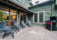 4BR Retreat-Porch-Fireplace-Ping Pong - B&B Hendersonville