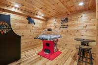 Smoky Nights is an enticing retreat just minutes from the Pigeon Forge Parkway! - Chambres d'hôtes Sevierville