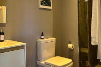 Modern Sanctuary in Sandton - Bed and Breakfast Johannesburg