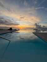Stunning Oceanview 2B Waterfront Apartement - B&B Bijilo