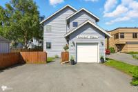 Coastal Place - BEST location in Downtown! - B&B Anchorage