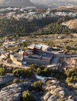 Roghan Hospitality Inn - B&B Al Ḩamrā’