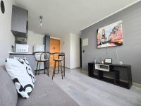Moderno apartamento full equipado, estacionamiento privado y cercano al metro - B&B Santiago