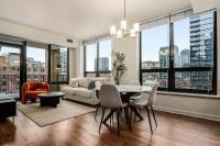Boulevard Stays Walk Everywhere 5 mins to Magnificent Mile River North 05 - B&B Chicago