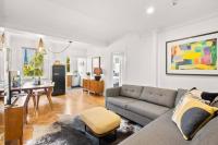 St James, Art Deco Dream - 2 Bedrooms w Aircon - Chambres d’hôtes Sydney