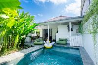 Whitehouse Villa 2 Bedroom Seminyak - Bed and Breakfast Seminyak