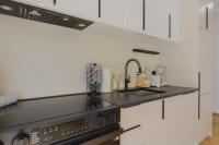 Lux 3BD Minutes Walk to Airport - Ferienwohnung Boston