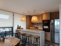 HOM I Vista al Lago Depto con Estacionamiento - B&B