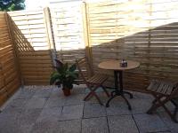 2 Bed House, Parking and Courtyard, Villemomble, Paris - Chambres d’hôtes Villemomble