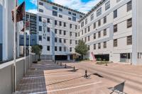 Sunny Rosebank Apartment - Leisure or Business - Chambres d’hôtes Johannesbourg