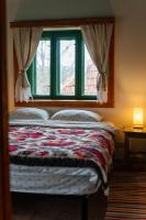 Casa Batrana - Ferienwohnung Zece Hotare