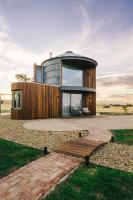 The Silos Accommodation - Ferienwohnung Wantabadgery