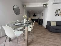 Stylish 3 bed spacious flat - B&B Brentwood