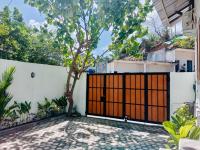 Kuta Surf Villa - Chambres d’hôtes Katilampak