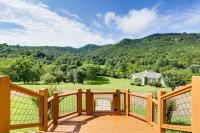 Panoramic Mountain Views & Decks: Franklin Cabin! - B&B Franklin