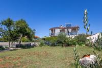 Apartments Aki - B&B Malinska