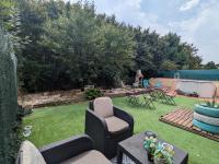 Casa Tau - B&B Larrasoaña