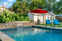 Secret Garden Cottage - Pool & Hot Tub - B&B