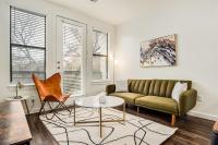 Boulevard Stays Walk to Downtown 1BR SoCo Pool Parking Gym 07 - B&B Austin