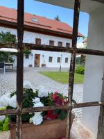 Ferienwohnung nähe Attersee - Traunsee LEHNER IM WALD idyllisches Landhaus in Alleinlage - Chambres d'hôtes Rutzenmoos