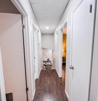Game Room! King Bed! Near ATL! Fenced Yard w Deck BBQ - Chambres d'hôtes Tucker