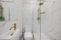 Central Victoria Hub - B&B London