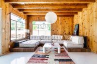The Pom Pom House - B&B