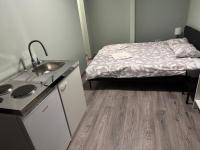 Studio mit Queensize-Bett