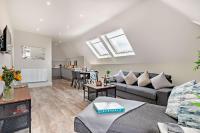 SOBO Loft Sleek Southbourne 2-Bedroom Apartment Close to SOBO Beach - B&B Southbourne