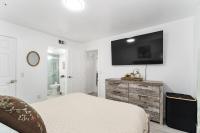 Cozy UF condo off Archer Road - Near Shands & VA ! - Chambres d’hôtes Gainesville