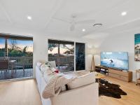 Penthouse Sunsets - Stylish Noosa Heads Escape with Breathtaking Views - B&B Noosa Heads
