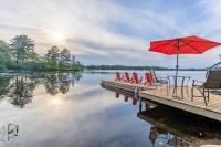 Lakefront Escape Hot Tub & Sauna Retreat - B&B Gravenhurst