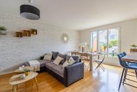 Jardin suspendu - 3 chambres - 2 salles de bain - Parking dans résidence privée - B&B Charnay-lès-Mâcon