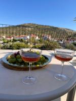 Cozy mediterranian-style villa - B&B Rogoznica
