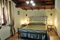 Apartamento de 1 dormitorio con sala de estar