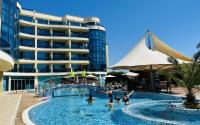 Private 2-Bedroom Apartment "Soleos" with Pool and Free Parking in Marina Holiday Club Pomorie - Chambres d'hôtes Pomorié
