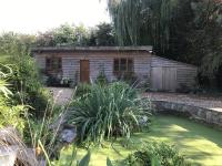 Cosy South Gloucestershire Cabin Retreat - B&B Yate