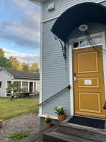 Cozy 1 Br Apt and Free parking by the Railway station - Chambres d'hôtes Oulu