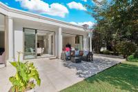 Luxe Group Retreat with 6 Ensuite Rooms - B&B Johannesburg