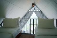 Deluxe Double or Twin Room with Mountain View